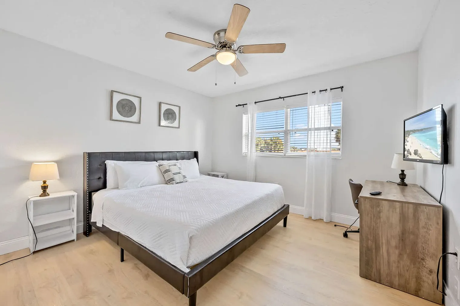2 bed, 1.0 bath, $3,291 — Photo 4