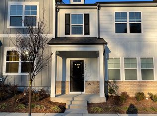 222 Ribbon Rail St, Fuquay Varina, NC 27526