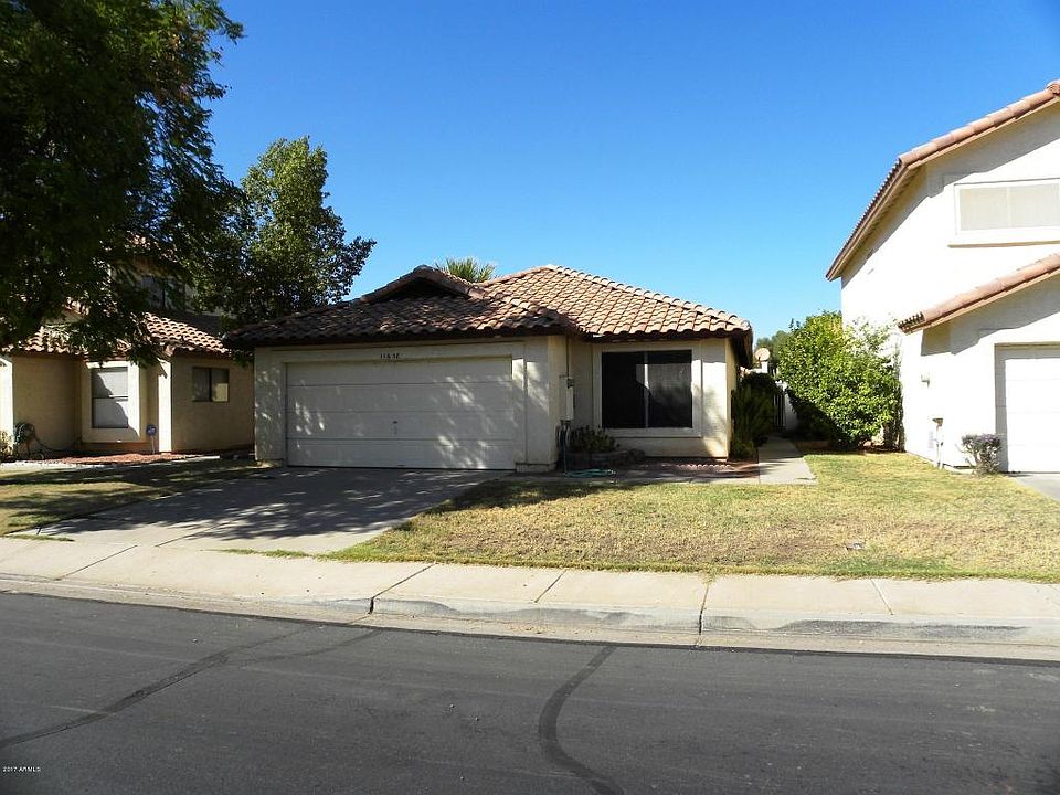 1st image of 11638 W Olive Dr