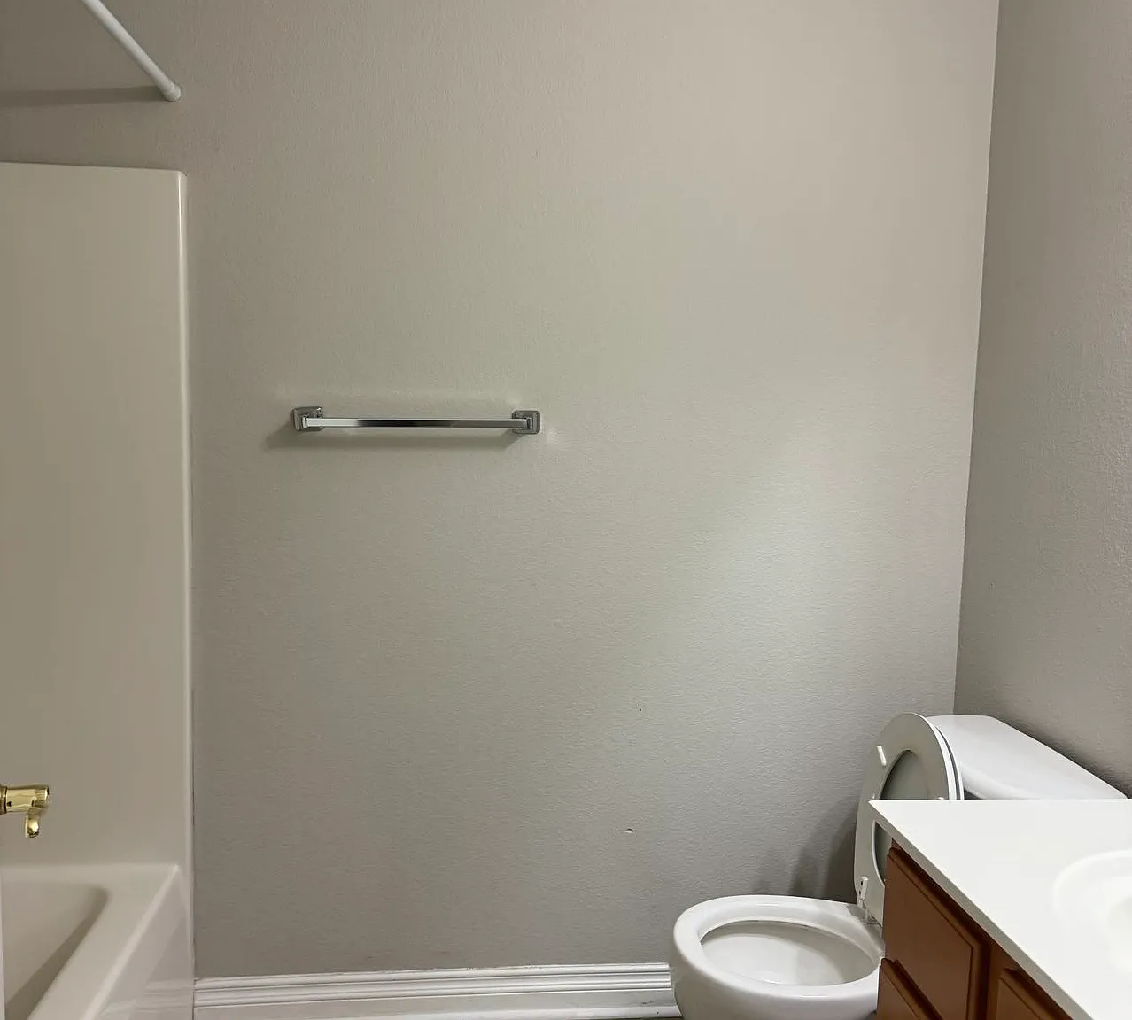 3 bed, 1441 sqft, $1,750 — Photo 1