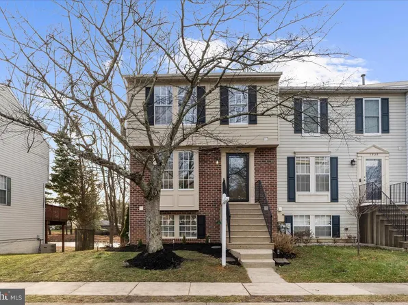 1530 Falstone Ln, Crofton, MD 21114