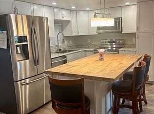 277 Poinsettia Dr, Fort Myers, FL 33905