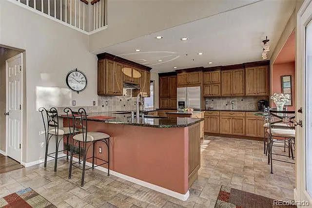 235 Bristol St — Photo 2