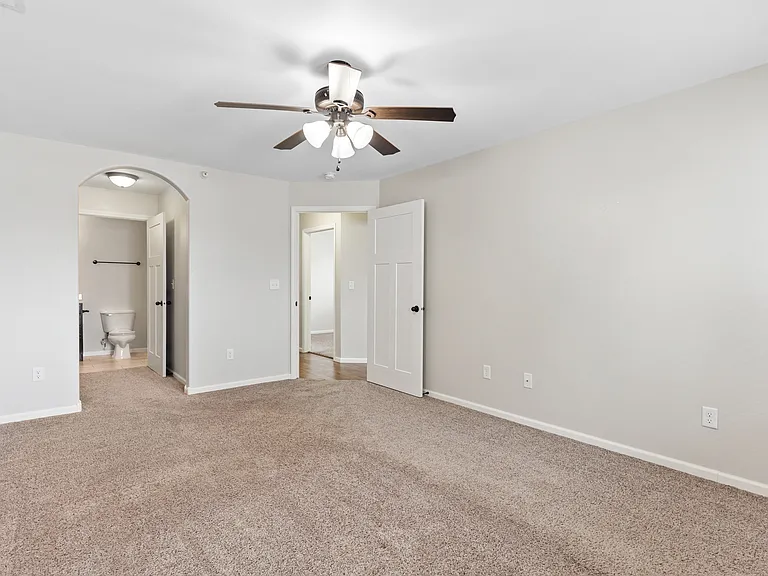 1260 E Minnesota St #106 — Photo 10