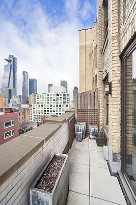 Sold by Halstead Real Estate | media 8