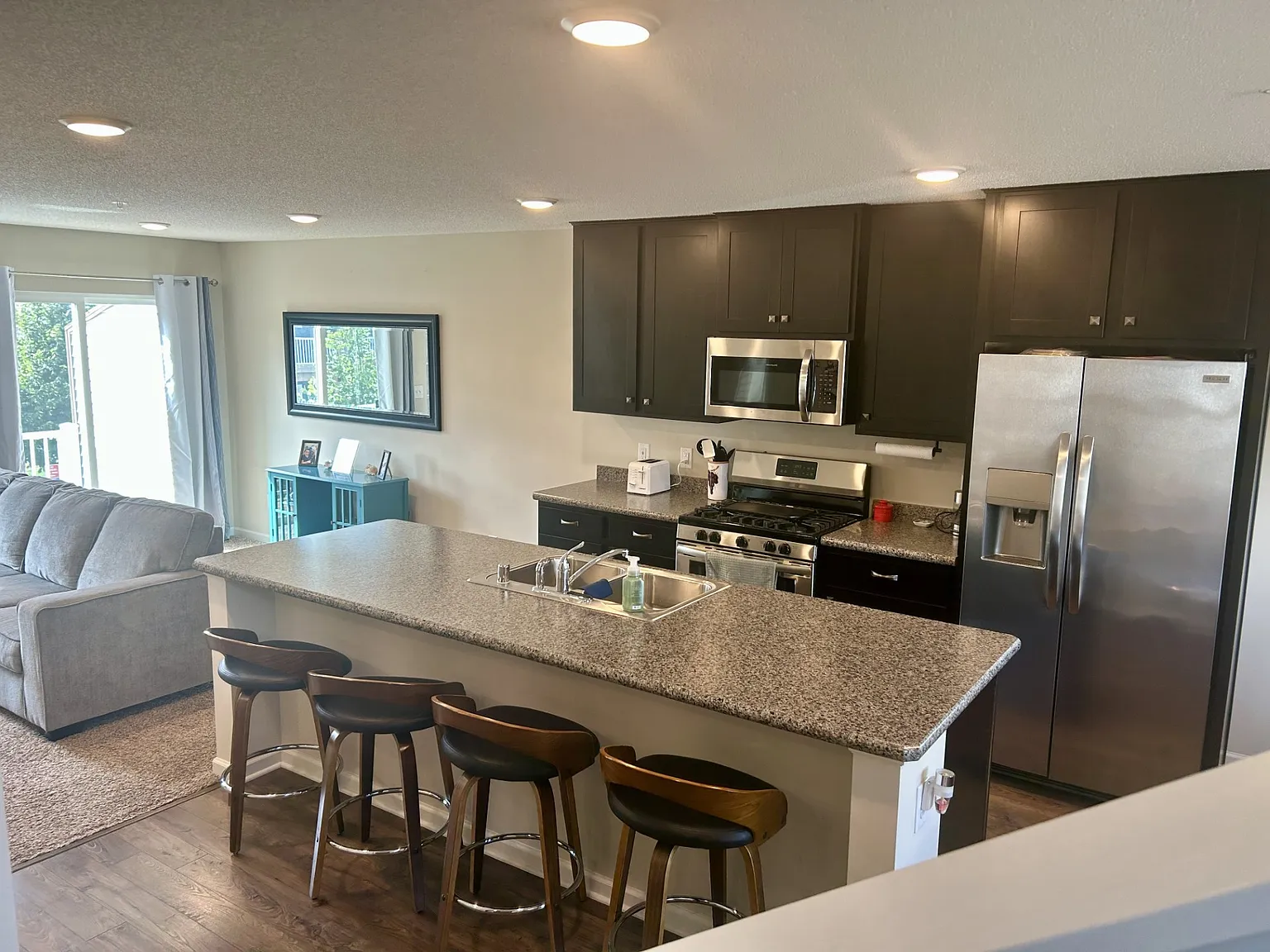 Modern 2-Bedroom, 2.5-Bathroom Townhome Available in Lino Lakes! — Photo 3