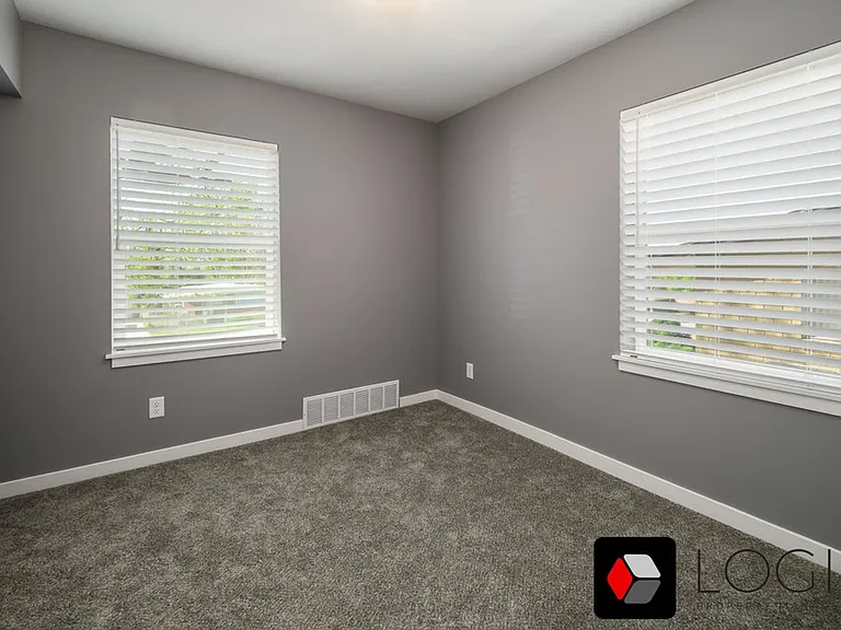 4050 S Porter Ave — Photo 10