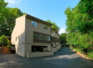 712 Walnut Ave, Waynesboro, VA 22980