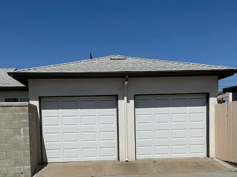 330 Ash Ave — Photo 18
