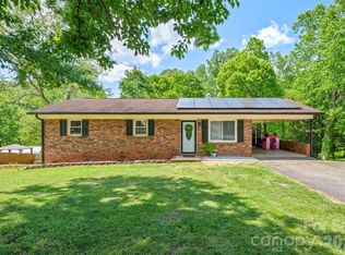 2060 Barringer Cir, Newton, NC 28658