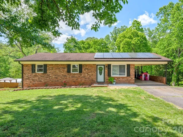 2060 Barringer Cir, Newton, NC 28658