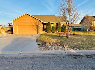 3106 Cervantes Rd, Dodge City, KS 67801