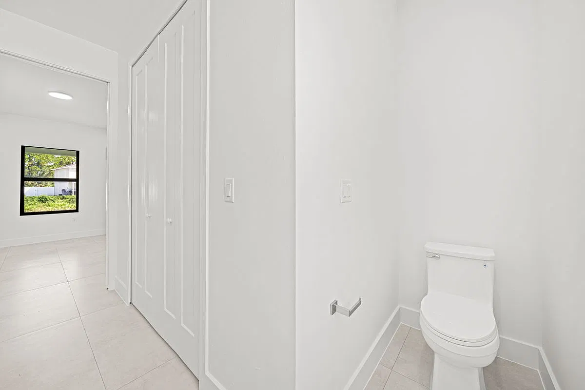 3 bed, 1.5 bath, 1450 sqft, $1,950 — Photo 4
