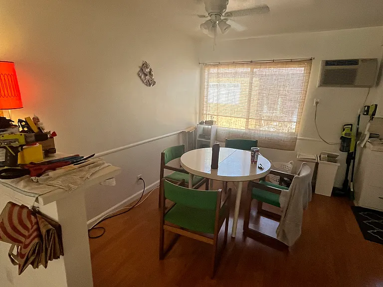 13931 Bessemer St — Photo 7