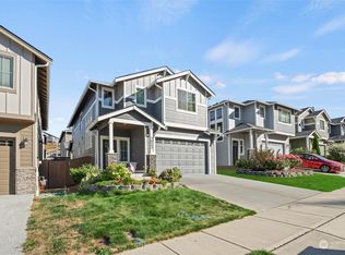 3923 Portside Dr, Bremerton, WA 98312