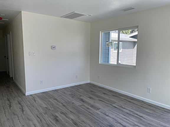5th image of 413 Martelo Ave