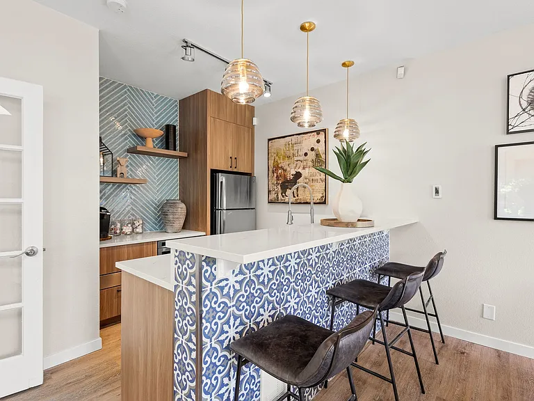 Avana West Hill — Photo 31