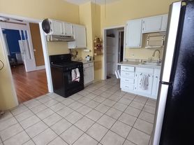 2701 Taylor St NE, Minneapolis, MN