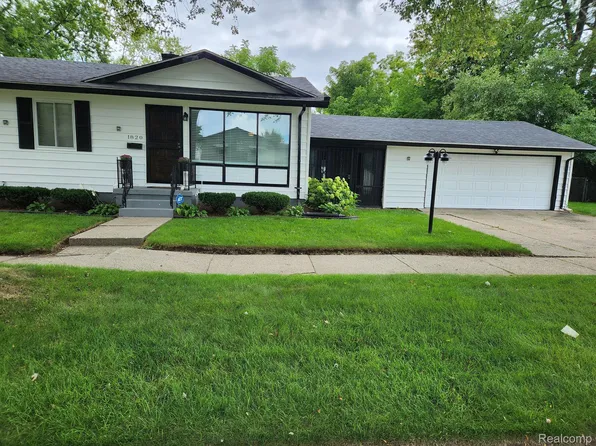 1820 Kent St, Flint, MI 48503