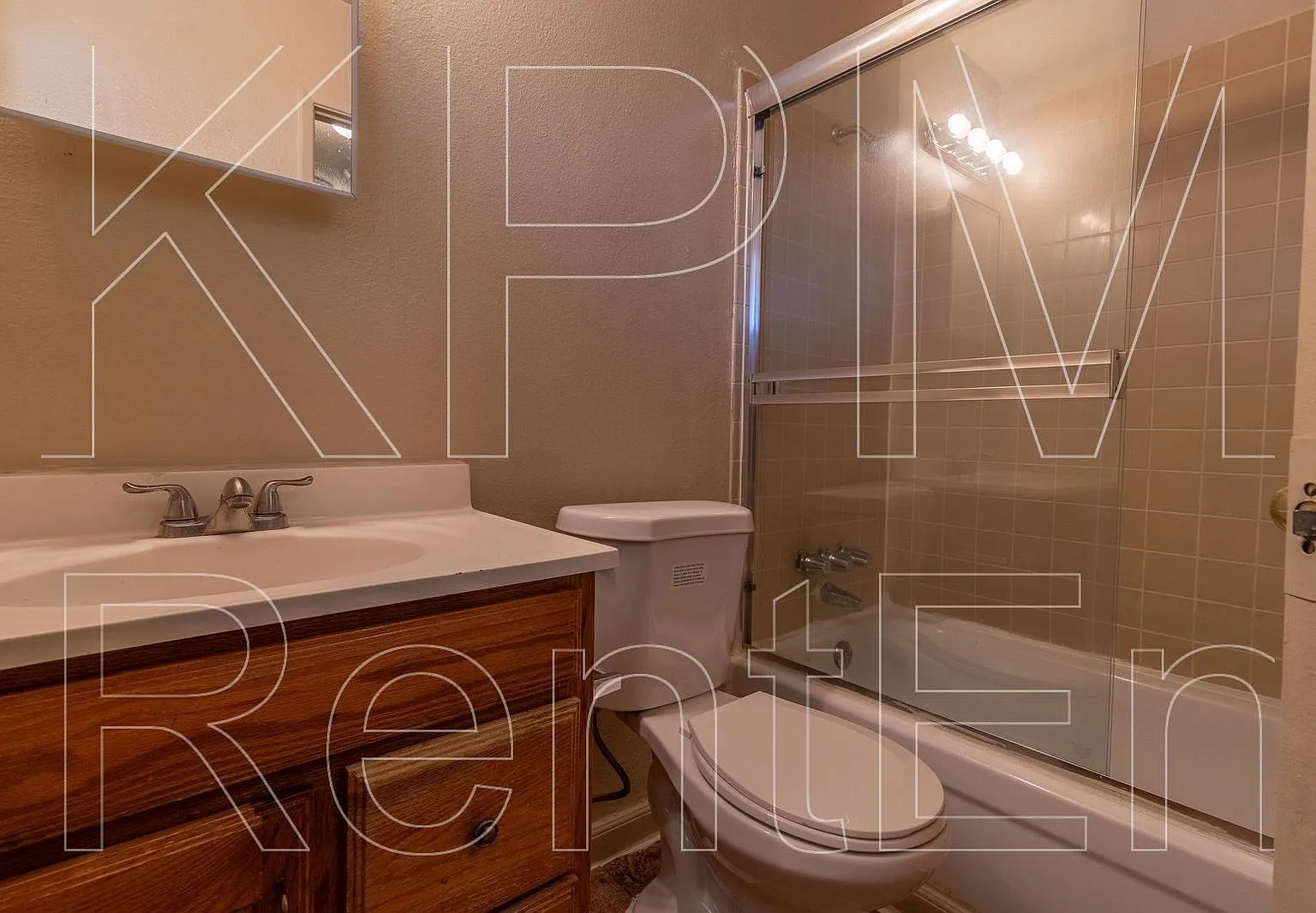 Studio, 1.0 bath, 370 sqft, $975 — Photo 4