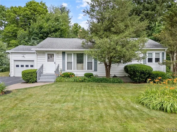 213 Mott Rd, Fayetteville, NY 13066