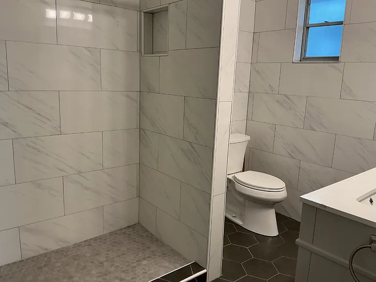 158 Lake Hollingsworth Dr — Photo 10