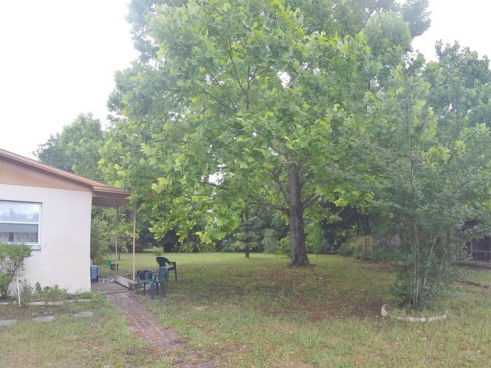 1st image of 355 Woodside Ct