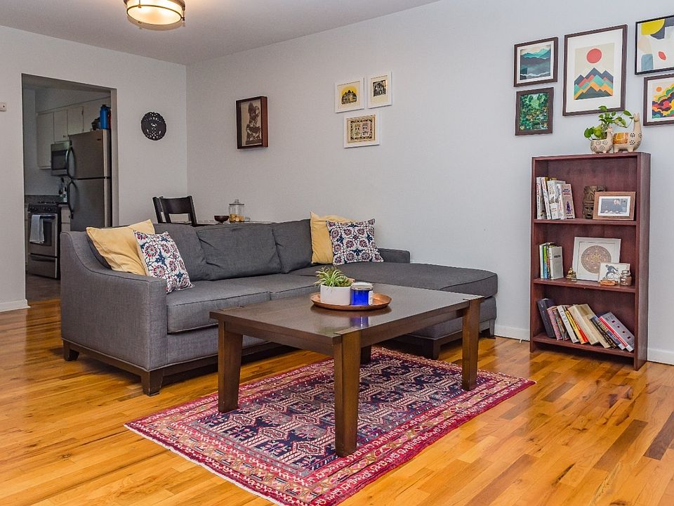 1st image of 45 Wilfred St #25