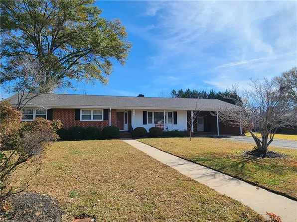 102 James St, Easley, SC 29642