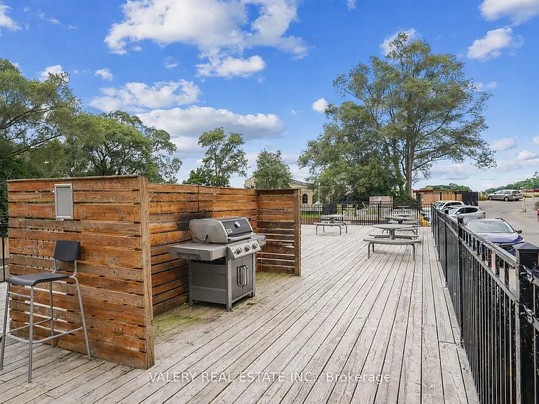 3015 Queen St E #F12 — Photo 13