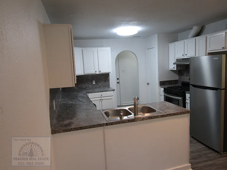 3720 Burks Ave — Photo 6