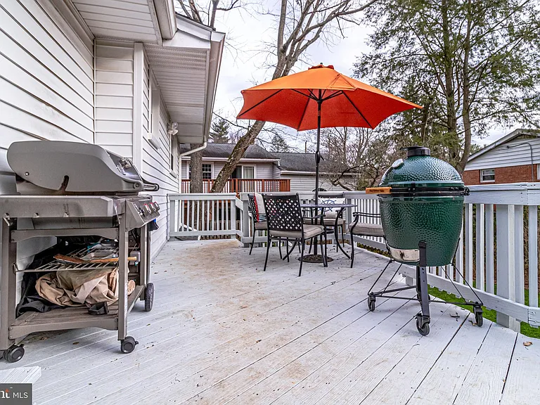 6519 Engel Dr — Photo 79