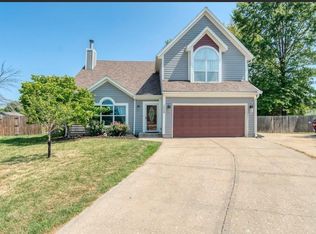 1208 E Frontier Dr, Olathe, KS 66062
