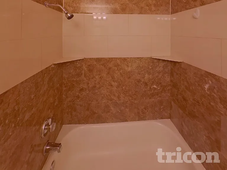 1424 Savannah St — Photo 13