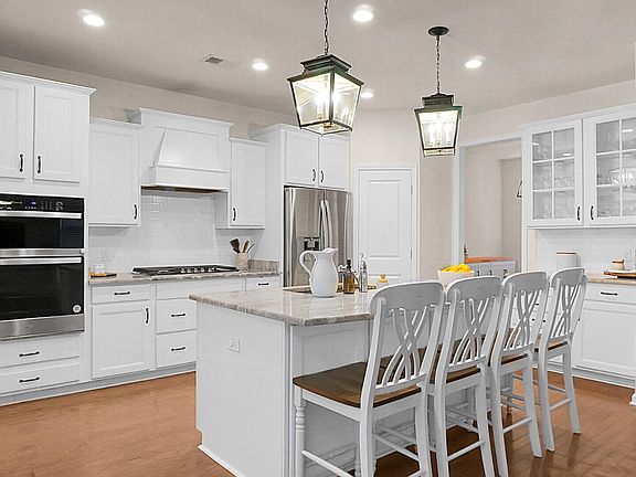 5th image of 2841 Rutherford Way