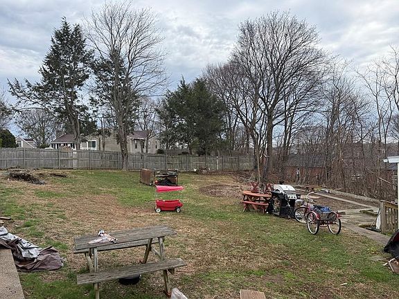 2nd image of 27 Fairview Ave