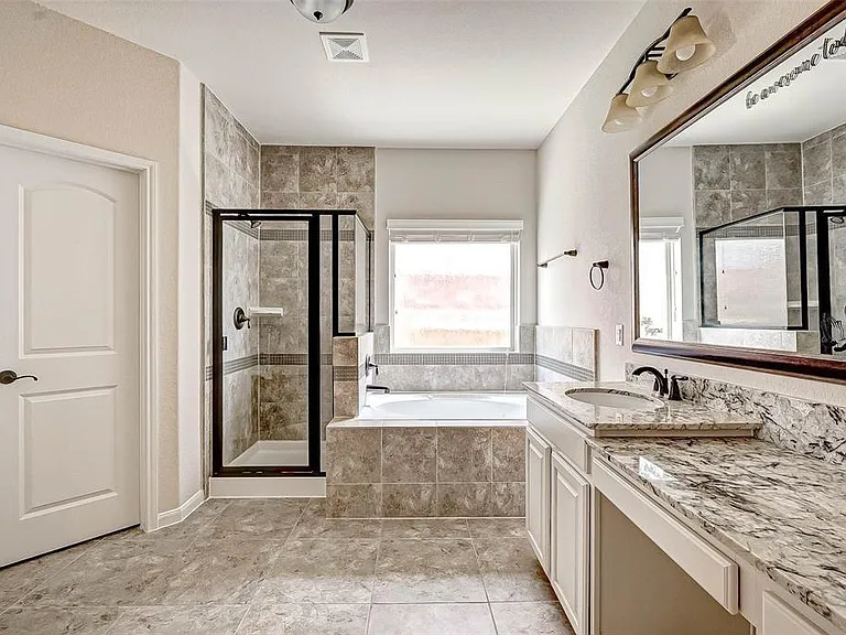 2903 Oakdale Landing Ct — Photo 26