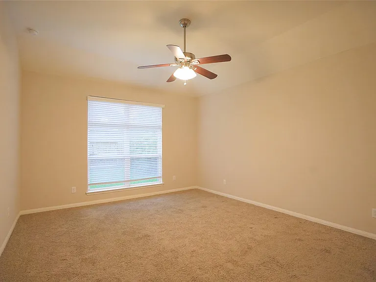 3303 Windsor Ranch Ln — Photo 17