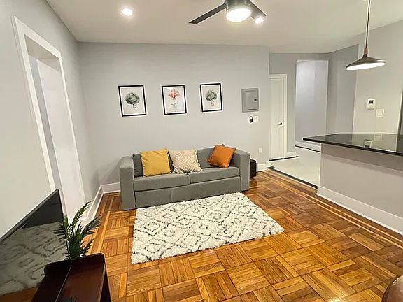 3rd image of 291 Lincoln Pl #G