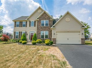 15 Ashlyn Rise, Fairport, NY 14450