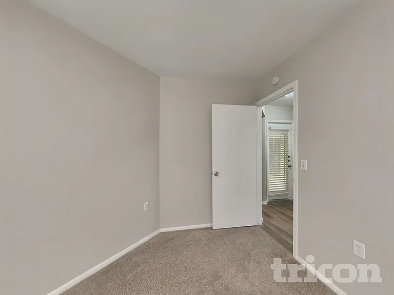 10139 Trappers Rdg — Photo 11