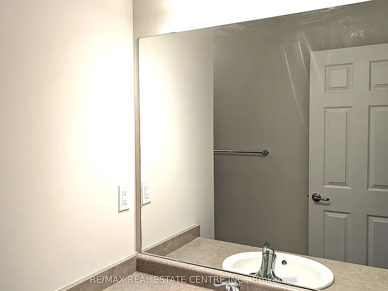 620 Colborne St W #72 — Photo 26