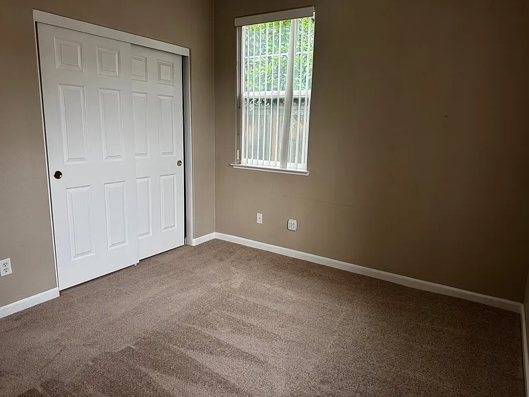2706 Serene Ct — Photo 29