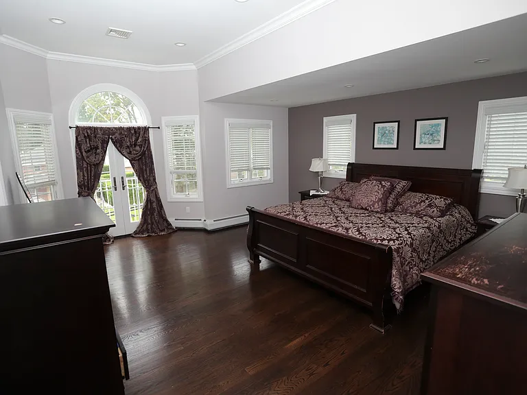 296 Forest Rd — Photo 18