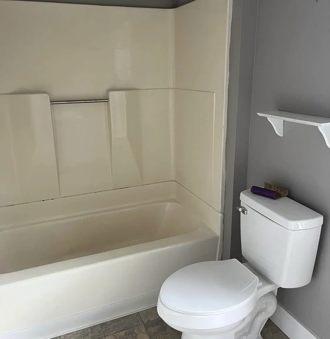 1 bed, $1,300 — Photo 2