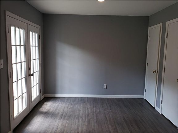 5th image of 5878 Trent Walk Dr