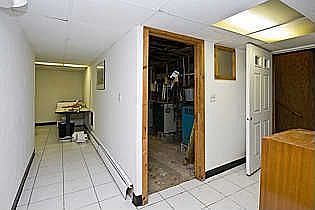 Basement-Coin Laundry