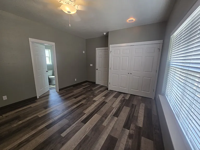 2032 SW Allen Creek Rd #B — Photo 11