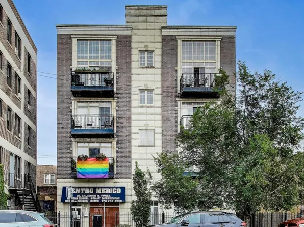 6745 N Clark St APT 4S, Chicago, IL 60626