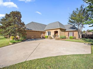 125 Fairchild Cv, Canton, MS 39046